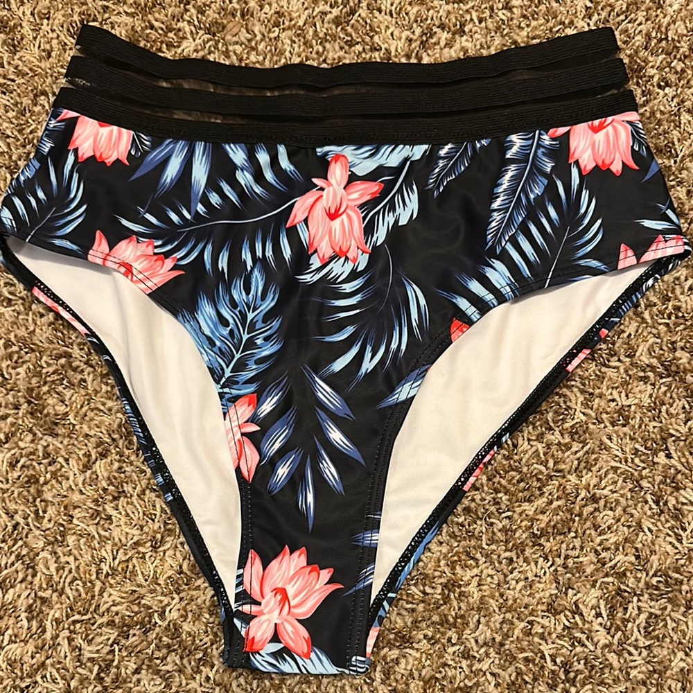 Floral High-Waisted Bikini Bottoms- Med- NWT